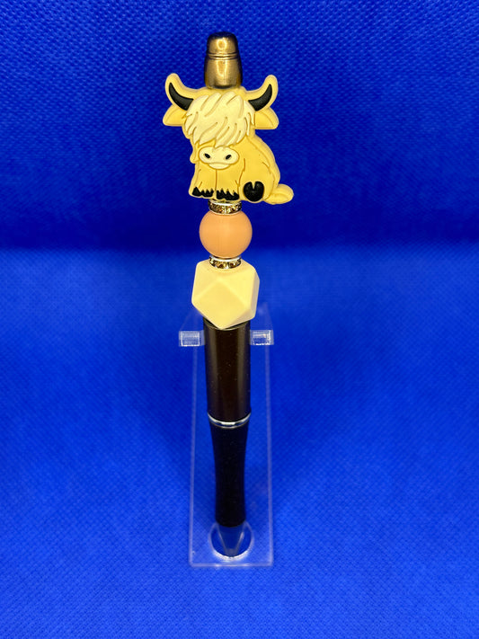 Highland cow pen (tan)